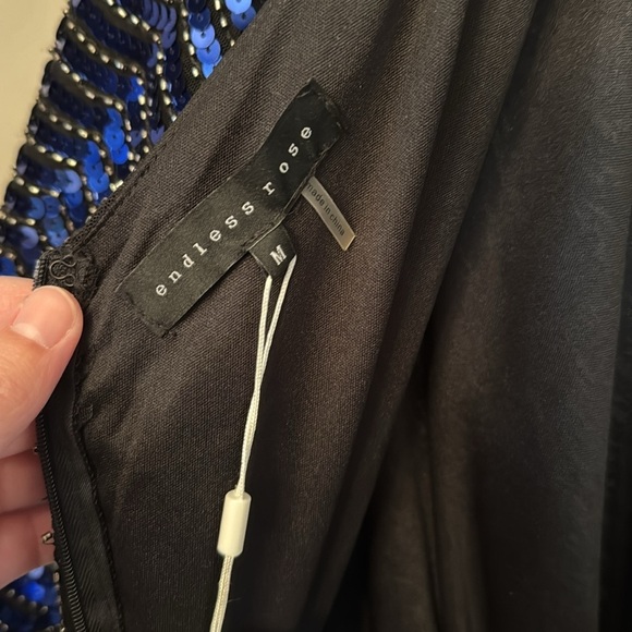 Vici SAPPHIRE SEQUIN LONG SLEEVE ROMPER size medium - Picture 9 of 12